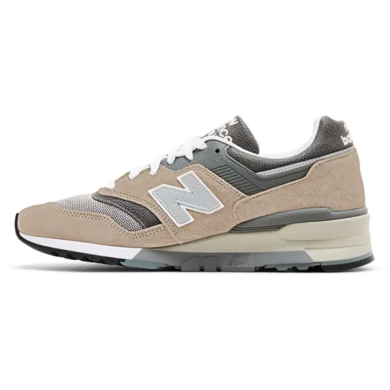 New Balance Men's Grey 997 Sneakers, U997GY