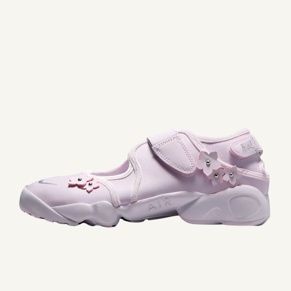 Nike Women's Bleached Lilac Air Rift 'Florette' Sneakers, IV5682 500