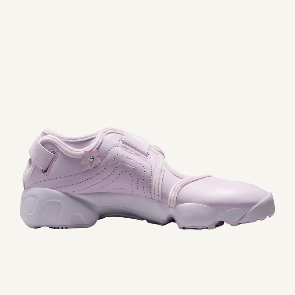 Nike Women's Bleached Lilac Air Rift 'Florette' Sneakers, IV5682 500