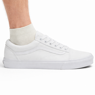 Vans Men's Triple White Old Skool Sneakers, VN000D3HW00