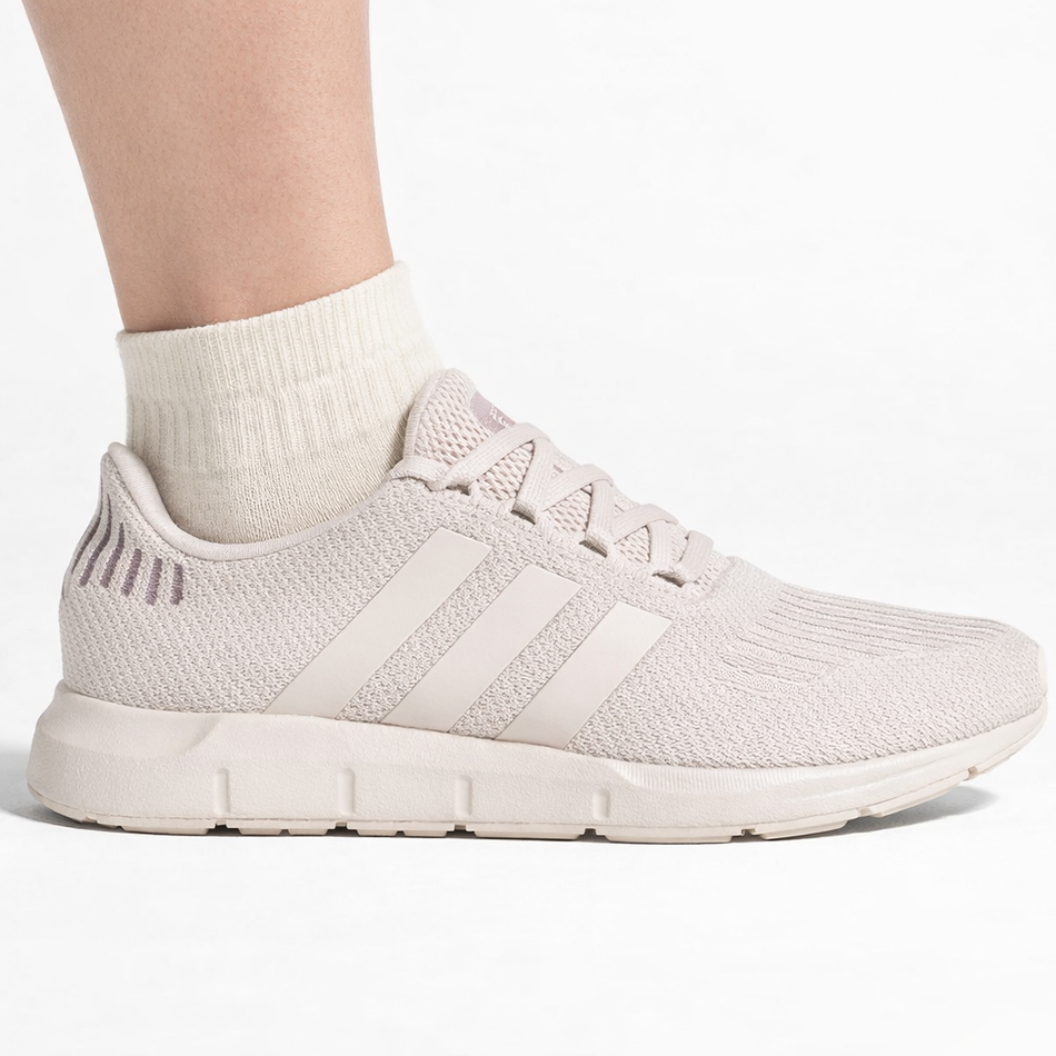 Zapatillas Adidas Swift Run 1.0 "Putty Mauve" para mujer, color crema, ID5942 (sin caja)