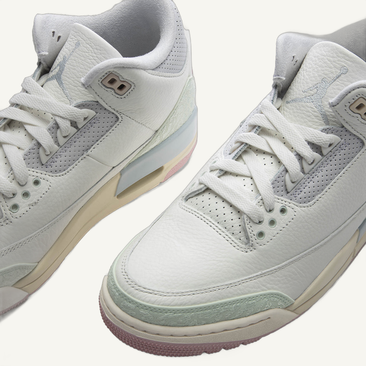 Jordan Men's Sail/Jade Aura Air Jordan 3 Retro OG 'Spring Is in the Air' Sneakers, IF4396 100