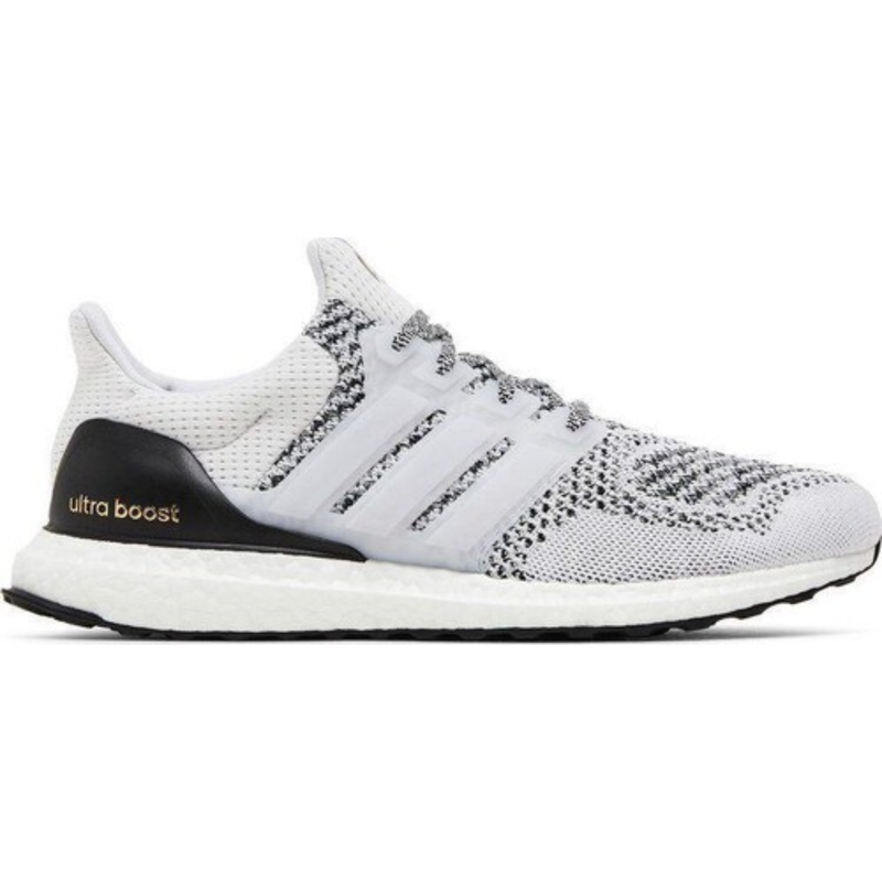 Adidas Men's White Ultradream DNA Running Shoes, JS0320